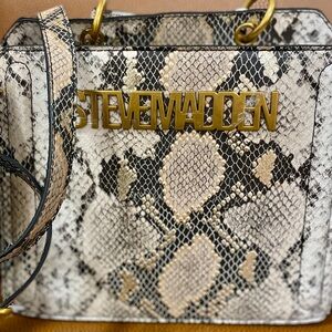 STEVE‎ MADDEN Crossbody BEVELYN Snake Metallic Satchel NEW STUNNING!!